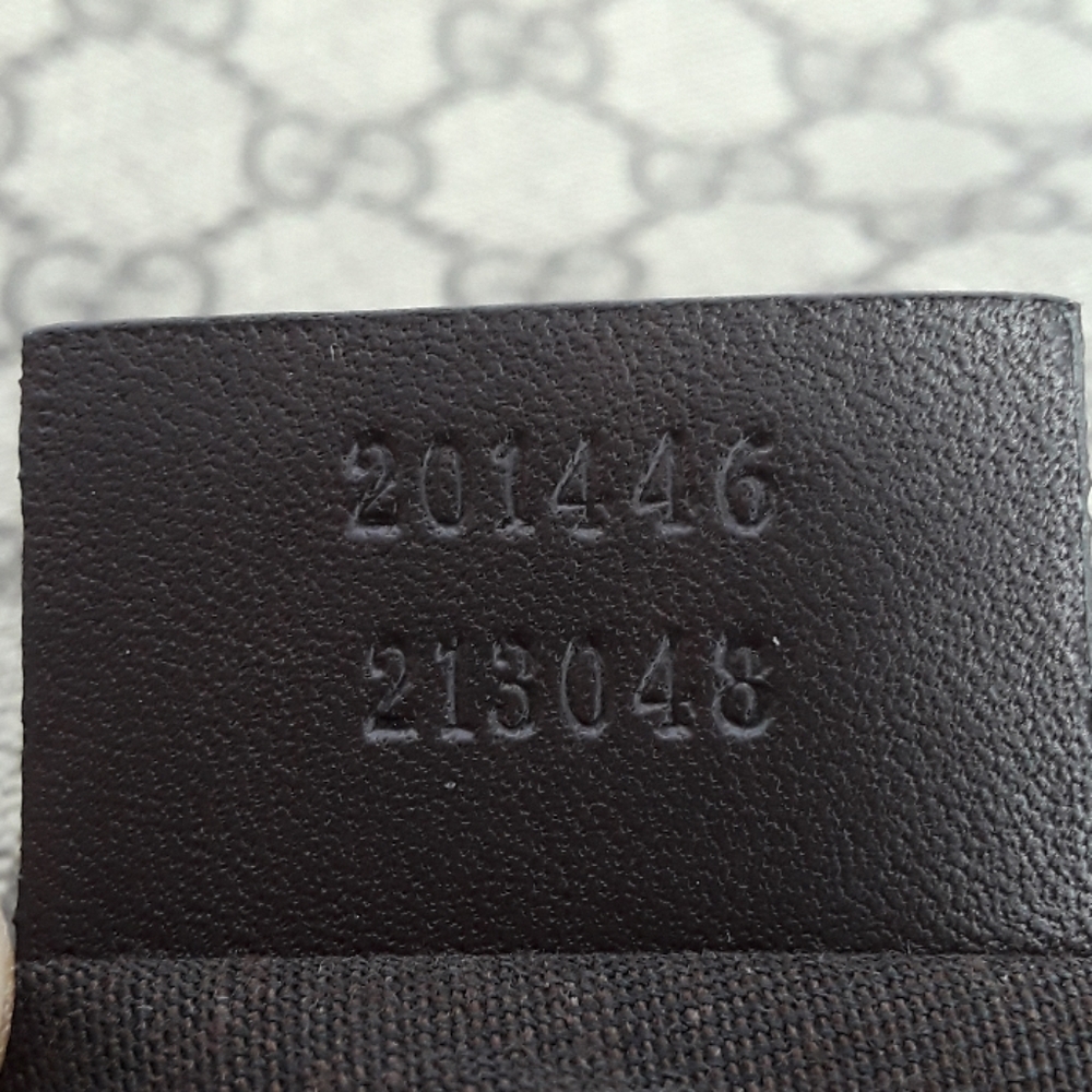 New Gucci 201446 GG Supreme Canvas messenger bag - Picture 7 of 8